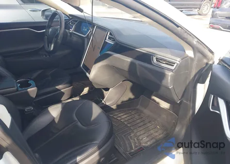 2013 Tesla Model S Performance из США, поврежденный, VIN 5YJSA1DP7DFP28893